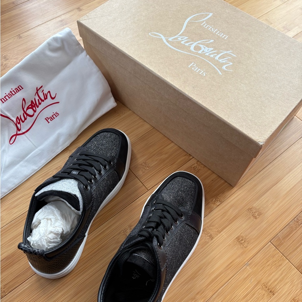Louboutin Men’s Rantulow Leather Low-Top Sneakers Size US 6 (EU 39) NEW In Box